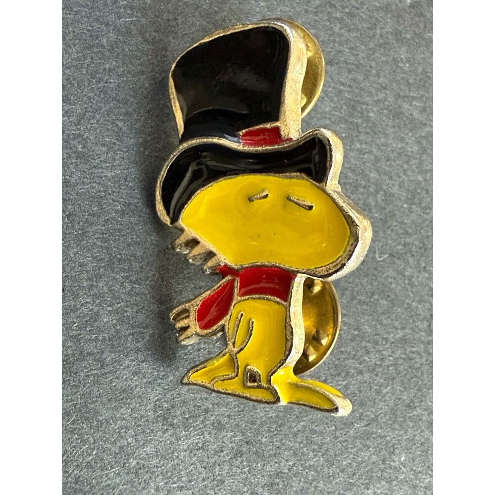 Vintage 1965 Woodstock Top Hat and Red Scarf Holiday Lapel Pin Christmas